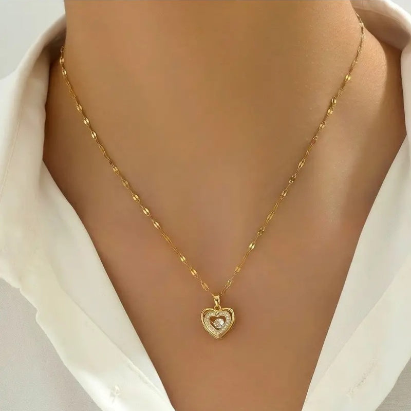 Collier Pendentif Cœur Doré en Acier Inoxydable avec Zircon Brillant – Bijou Élégant Femme, Idée Cadeau