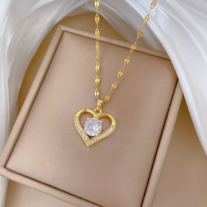 Collier Cœur Élégant Plaqué Or 18K en Acier Inoxydable avec Zircon Brillant – Bijou Femme Chic, Idée Cadeau