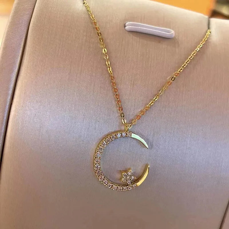 🌙✨ Collier Étoile & Lune Brillant – Zirconia Premium, Style Minimaliste Luxueux