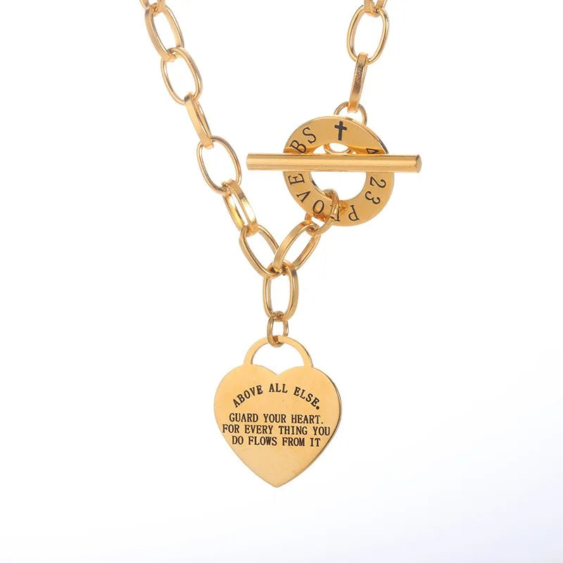 Collier Pendentif Cœur en Acier Inoxydable – Bijou Élégant et Minimaliste pour Femme