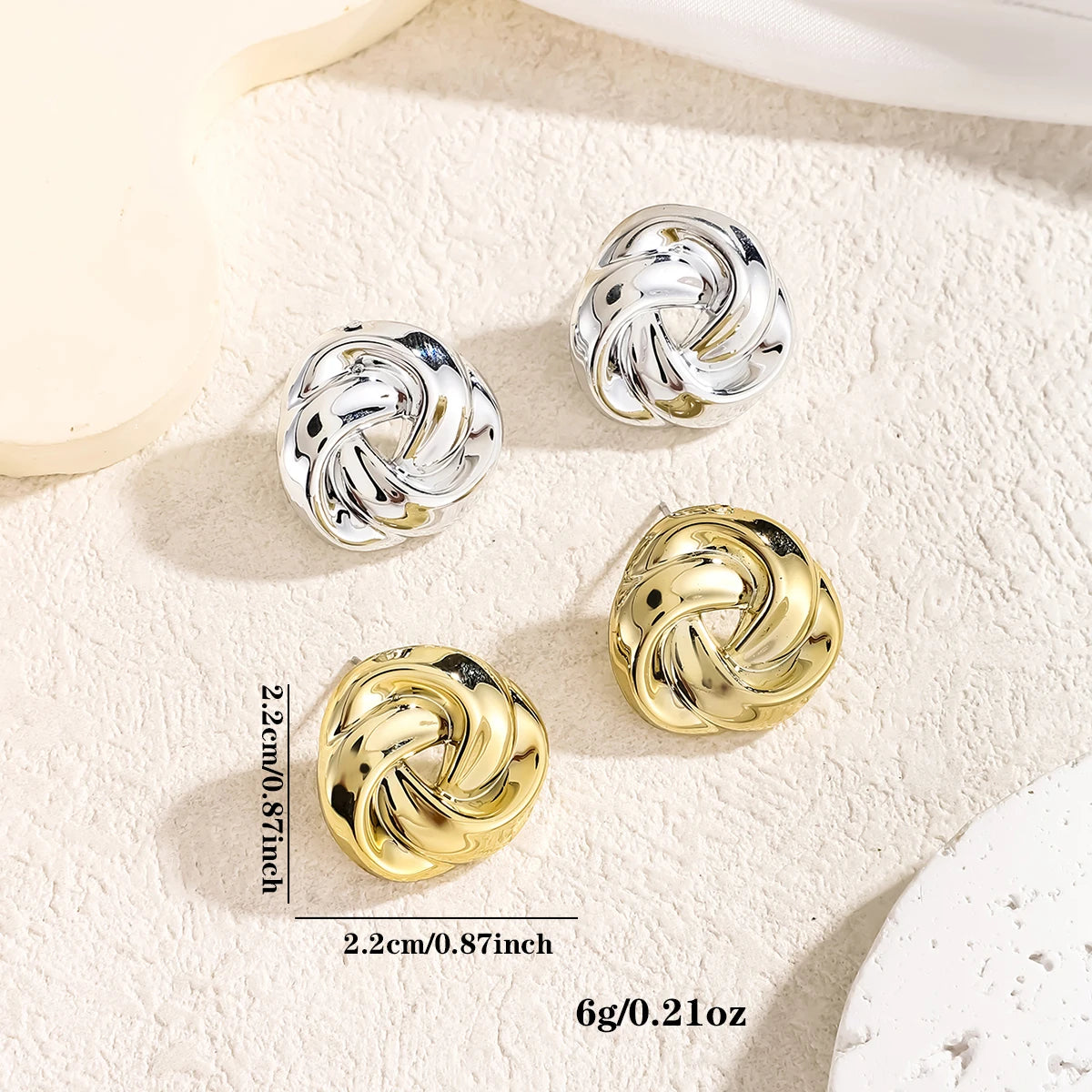 Boucles d’Oreilles Puces Géométriques Torsadées – Forme Creuse Irégulière, Plaqué Or pour Femme