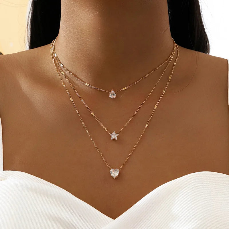 Collier Multicouche avec Pendentif Zircon – Bijou Brillant et Tendance pour Femme
