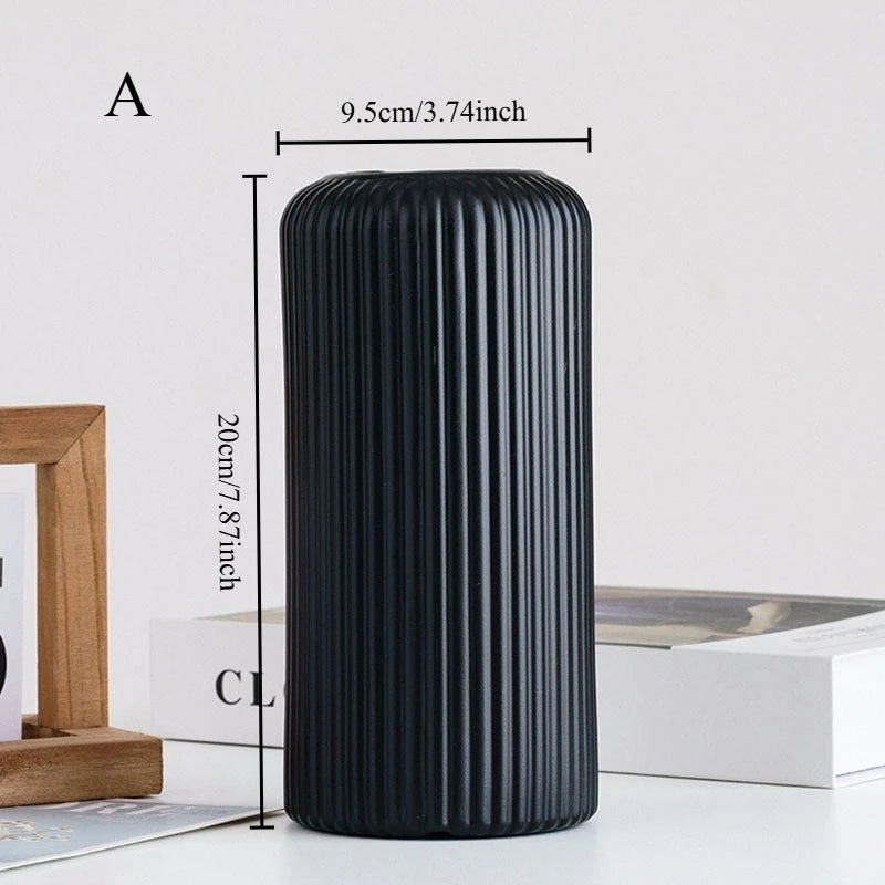 Vase en Plastique Minimaliste – Pot à Fleurs Unique en Forme d’Anneau pour Décoration Intérieure